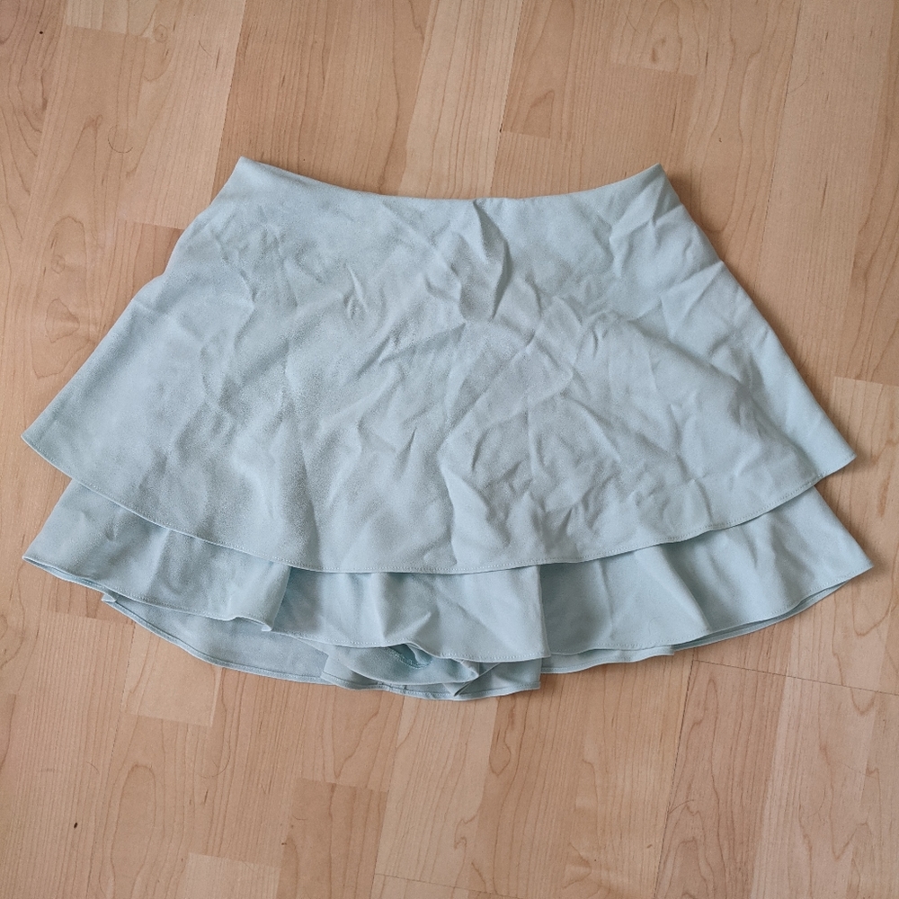 Alice and Olivia baby blue skort